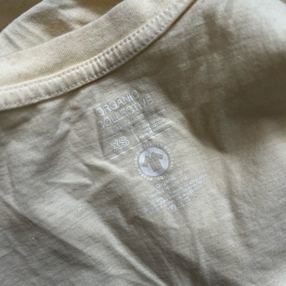 Organic Collective XS Crop Tee - Manhattan Beach California Graphic - Picture 3 of 3